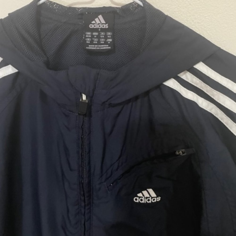 Adidas lightweight spring braker - Picture 2 of 3